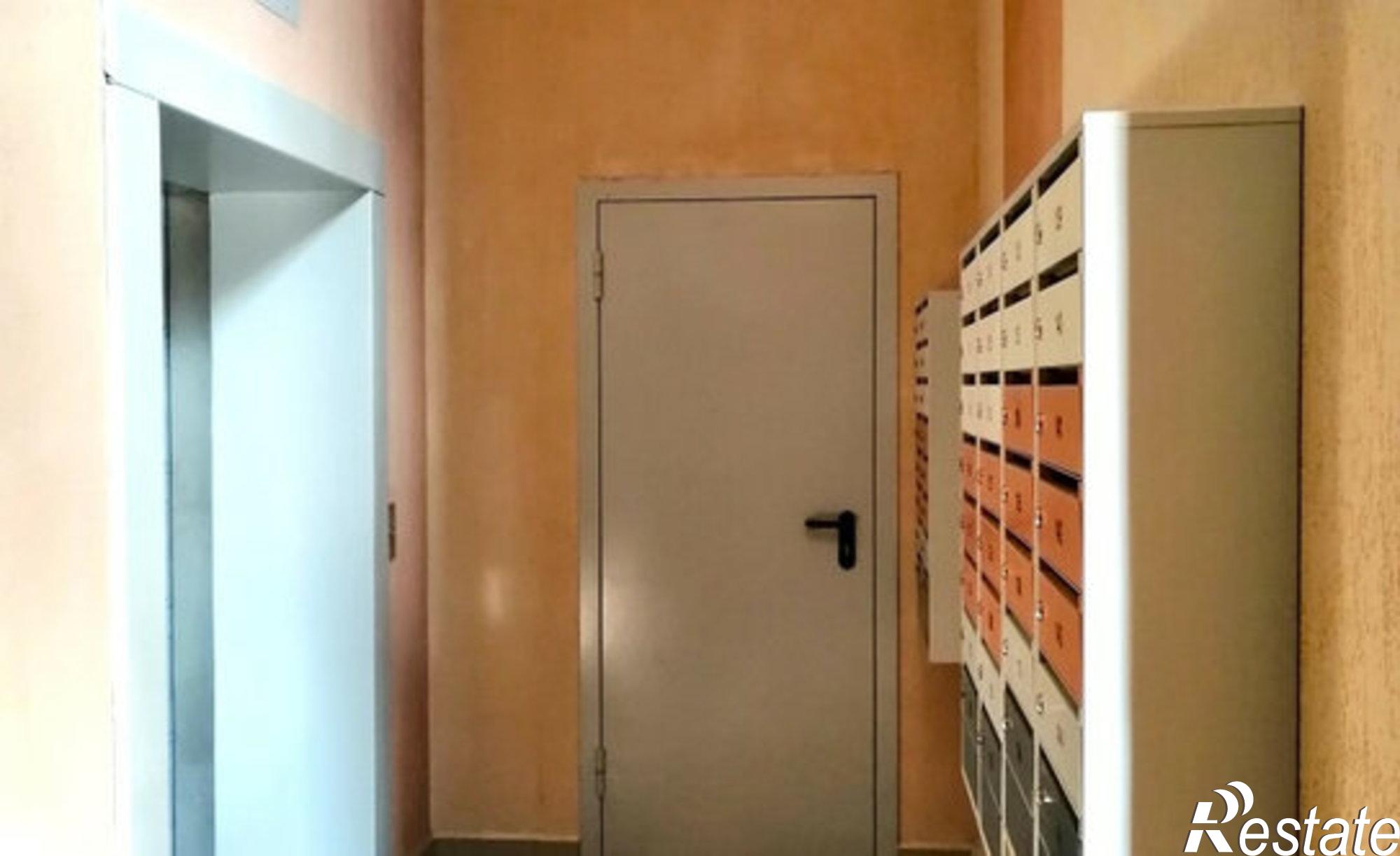 Купить квартиру за 4 700 000 рублей на ул Кочетова, 24 1