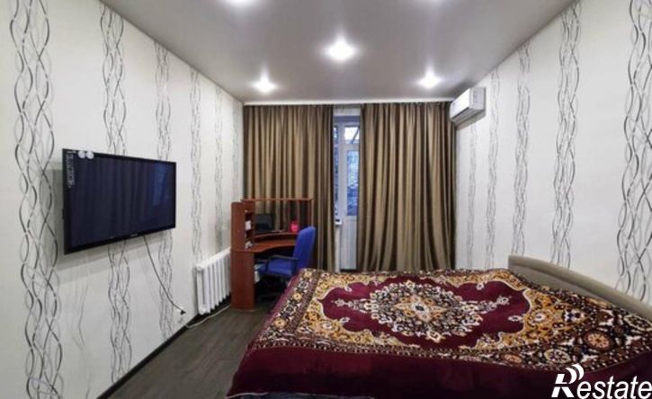 3-комн квартира Великий Новгород, район Софийская сторона, Козьмодемьянская улица, 7