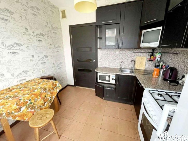 2-комн квартира ул Кочетова, 2,  д. 2