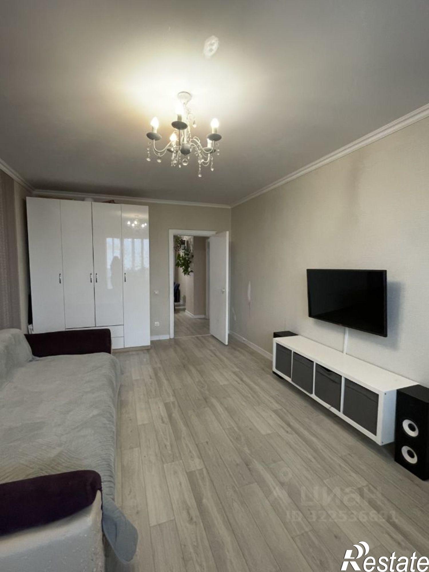 Купить квартиру за 8 000 000 рублей на ул Якова Павлова, 7 1