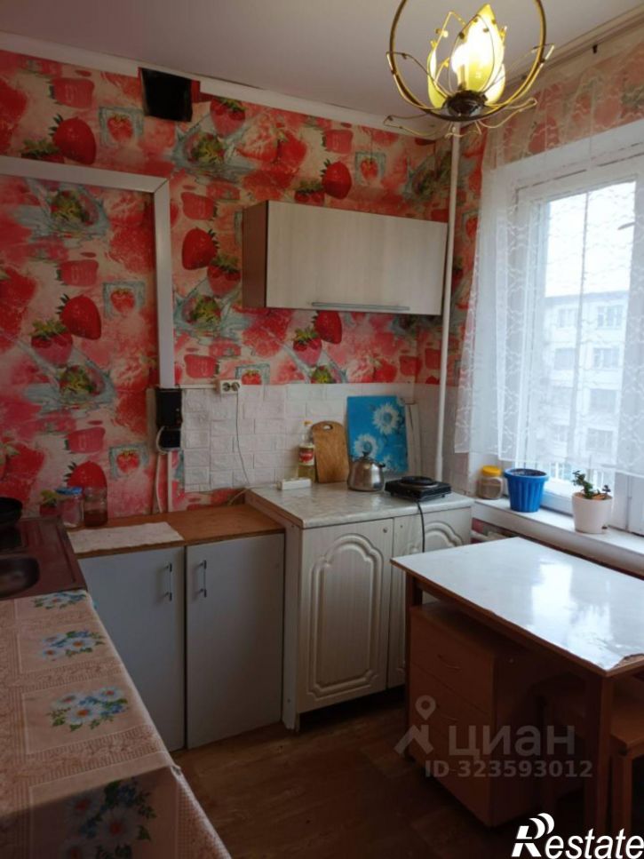 Комната пр-кт Александра Корсунова, 36 4,  д. 36 4,  к. 4