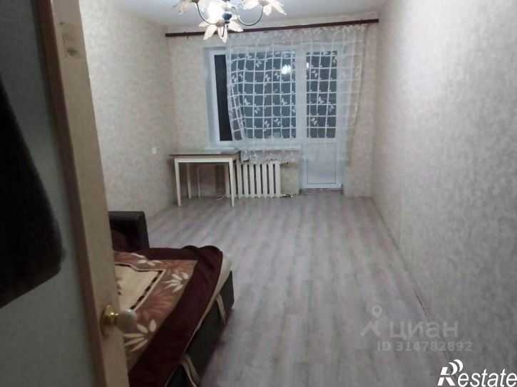 2-комн квартира Десятинная улица, 33/8,  д. 33/8