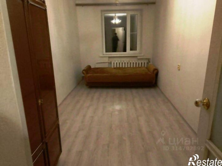 2-комн квартира Десятинная улица, 33/8,  д. 33/8