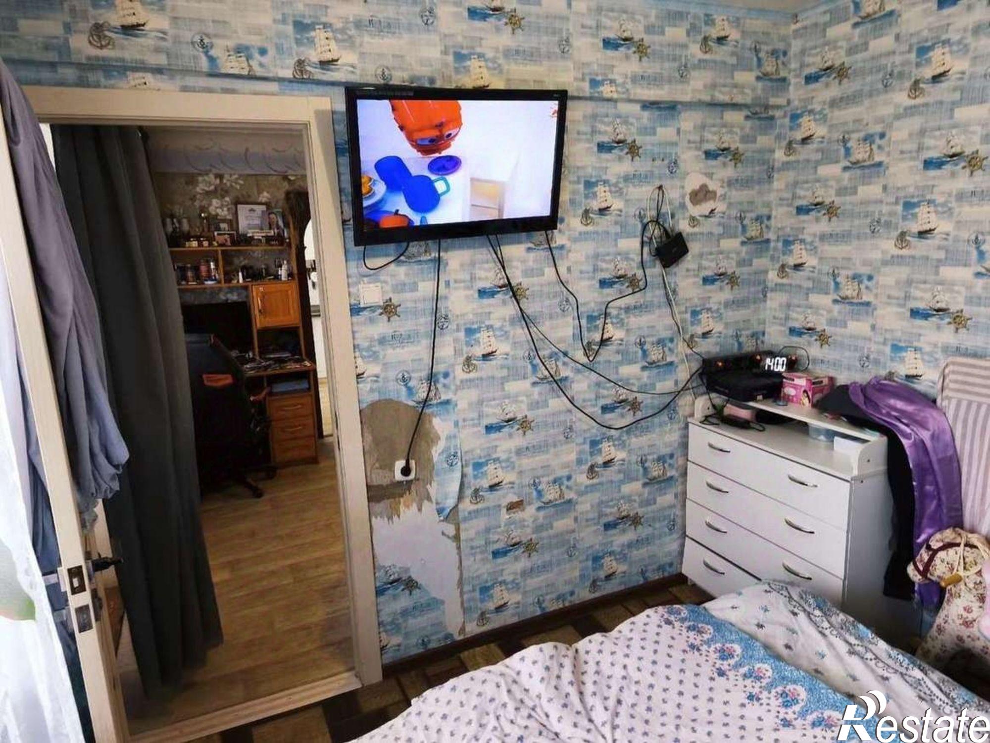 Купить квартиру за 4 000 000 рублей на пр-кт Александра Корсунова, 40 2