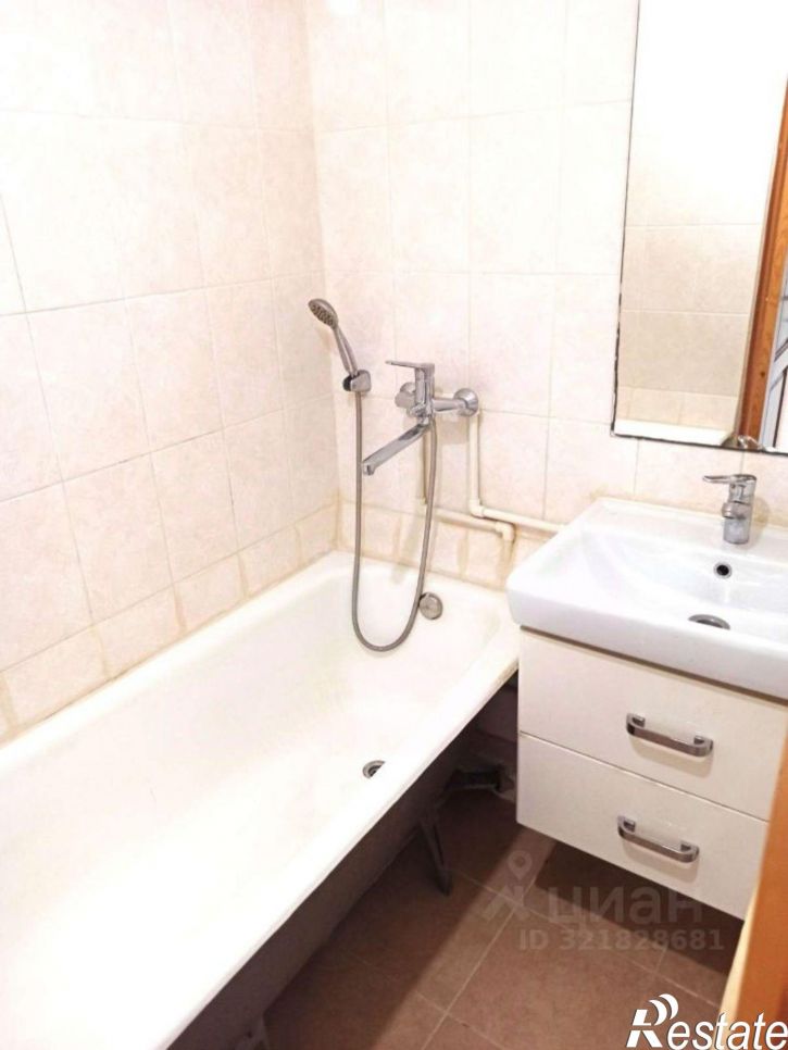 2-комн квартира улица Тимура Фрунзе - Оловянка, 1/3,  д. 1/3