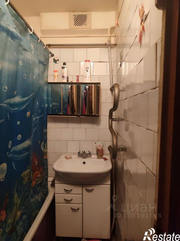 2-комн квартира Октябрьская улица, 4 к2,  д. 4 к2