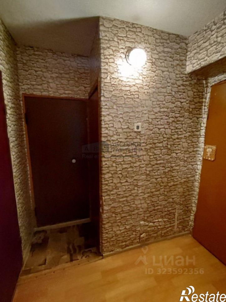 Комната ул Космонавтов, 24,  д. 24