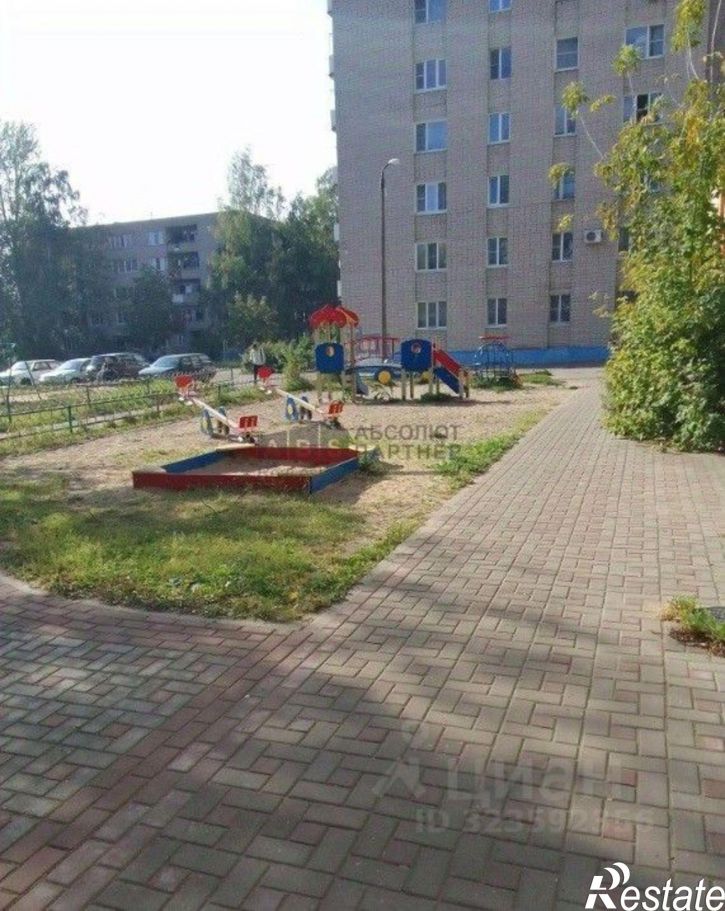 Комната ул Космонавтов, 24,  д. 24