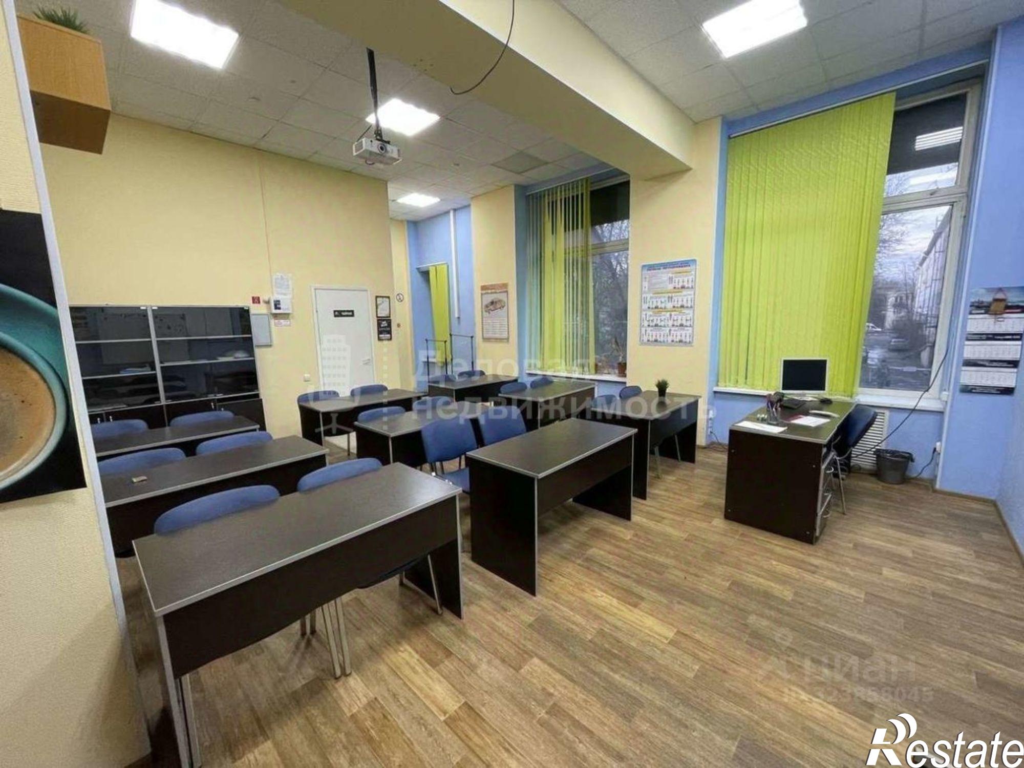 Сдать офис, помещение под офис за 50 000 рублей на улица Розважа, 15