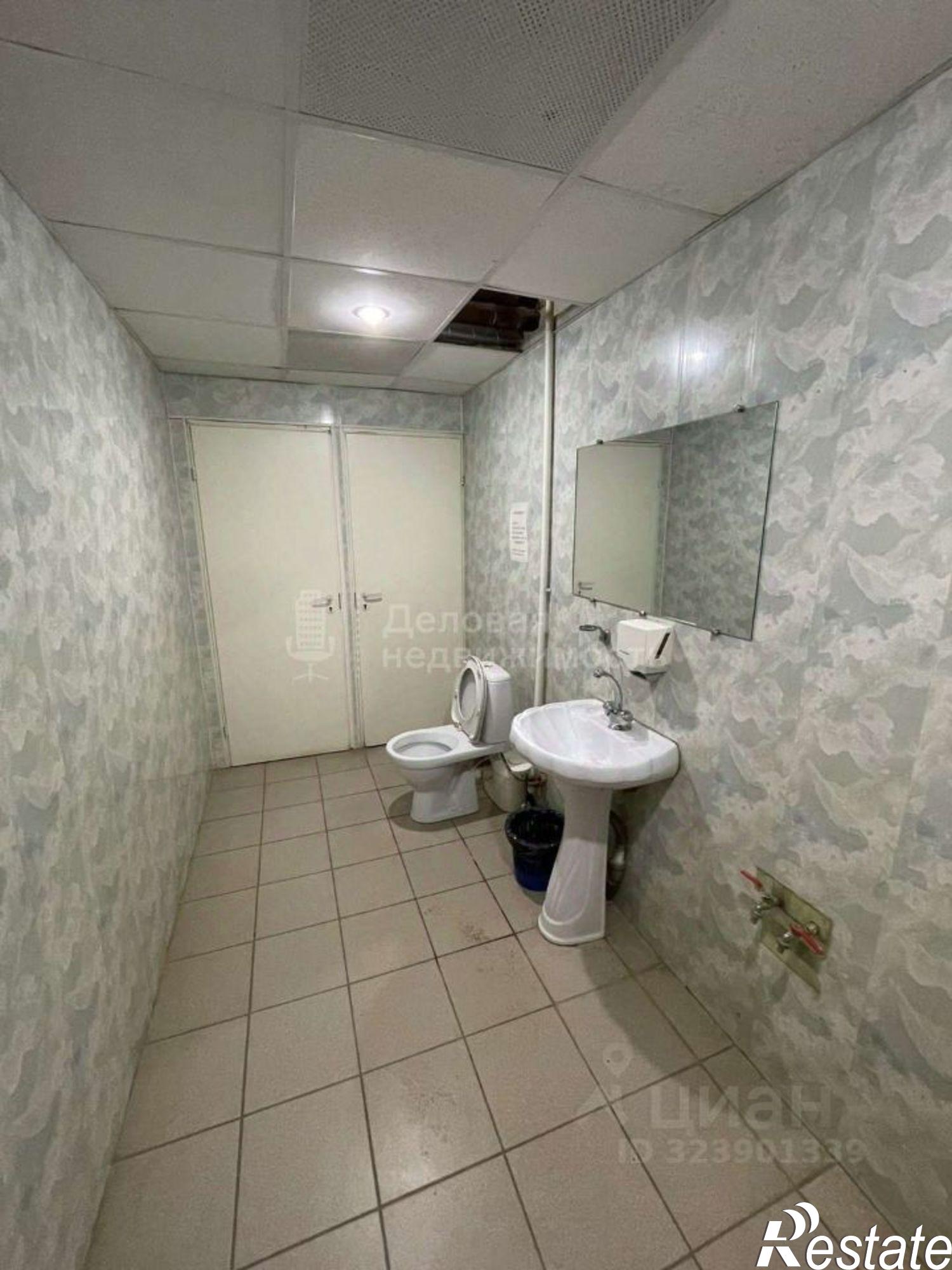 Сдать складское помещение за 25 200 рублей на улица Розважа, 15