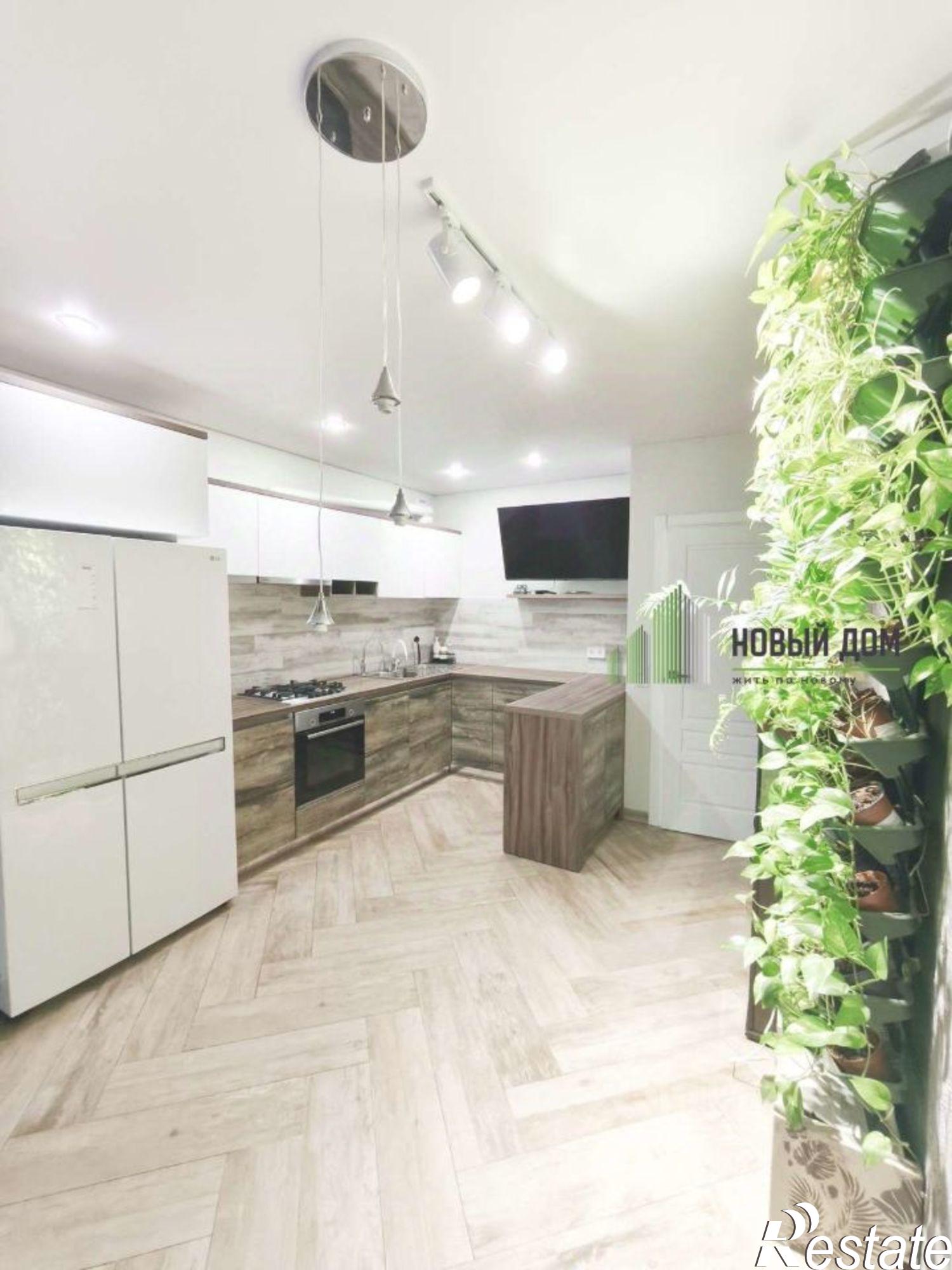 Купить квартиру за 14 950 000 рублей на Хутынская улица, 17