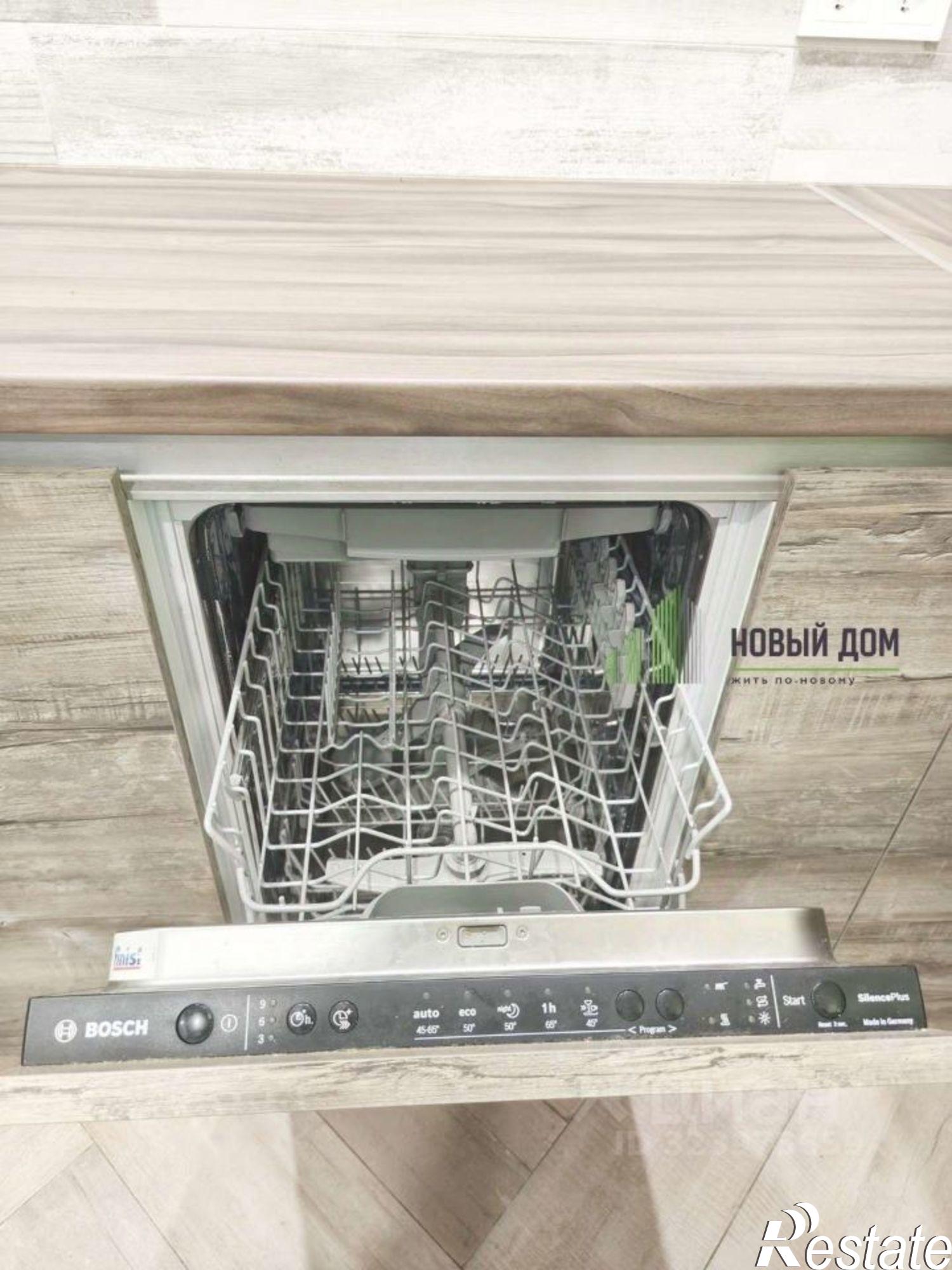 Купить квартиру за 14 950 000 рублей на Хутынская улица, 17