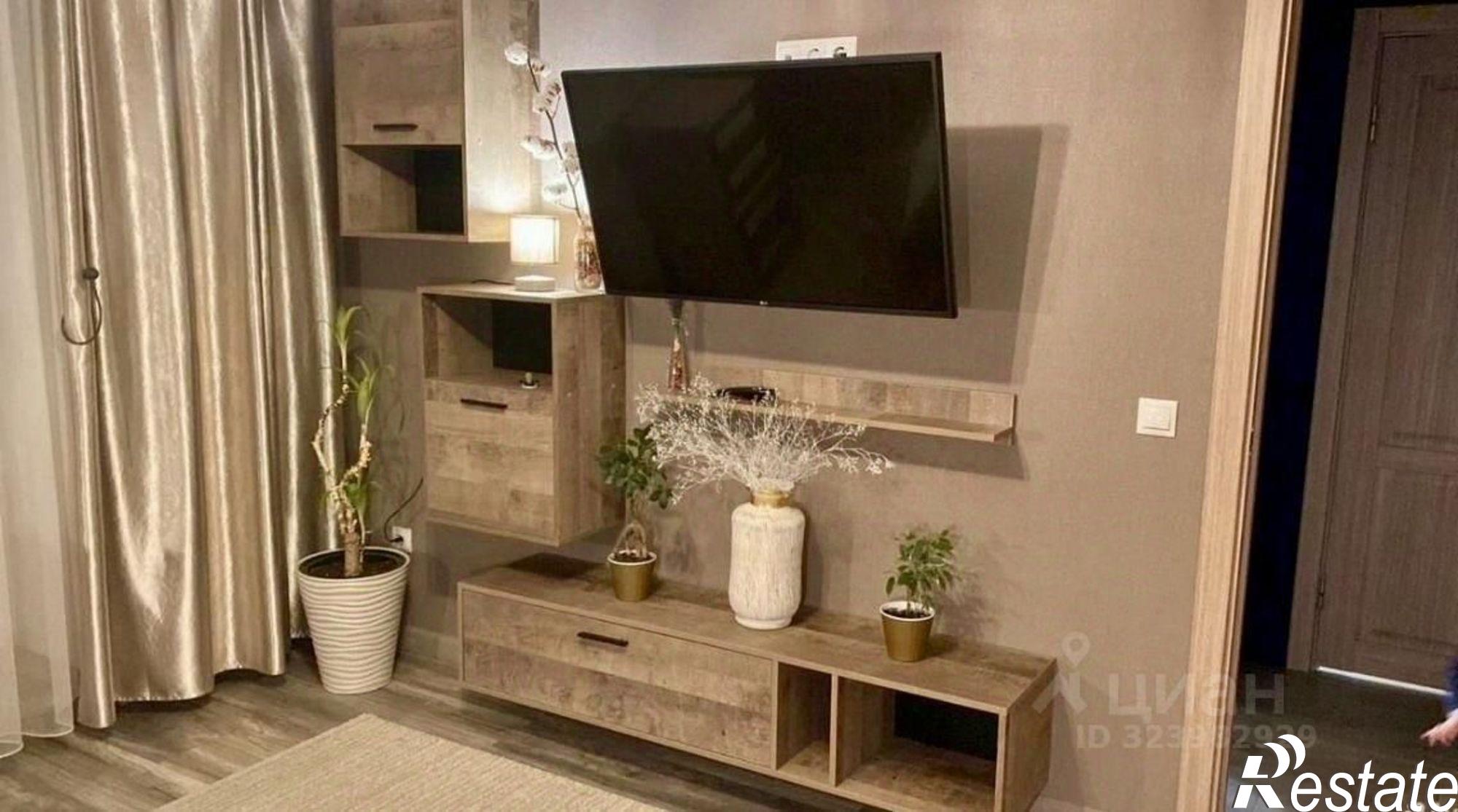 Купить квартиру за 7 900 000 рублей на ул Озёрная, 14 3