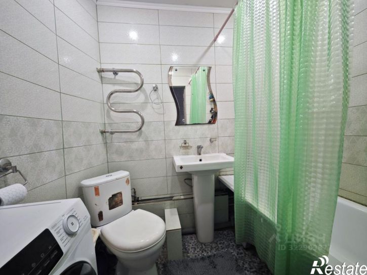 3-комн квартира улица Кочетова, 39,  д. 39