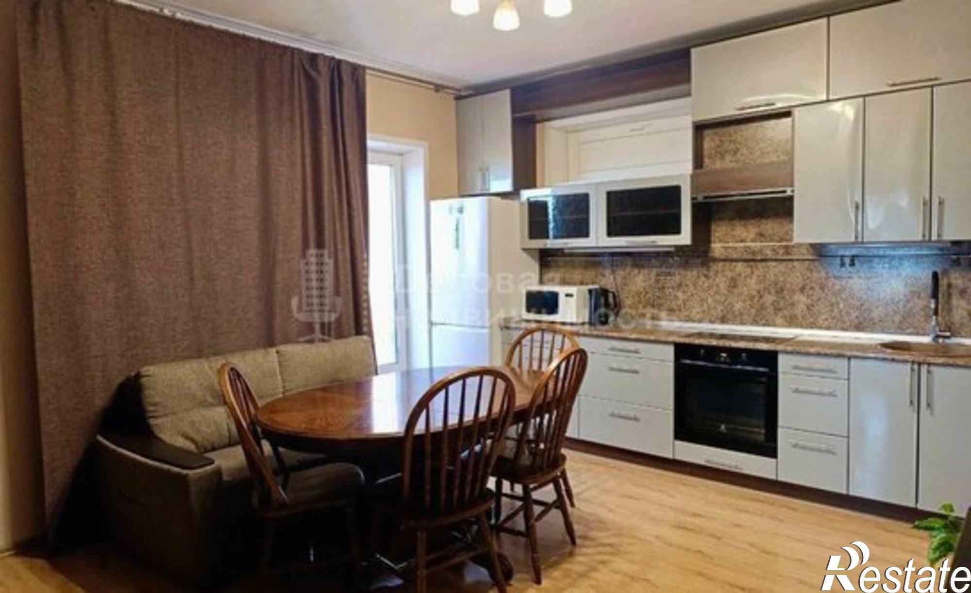 Купить квартиру за 6 600 000 рублей на ул Большая Санкт-Петербургская, 124а