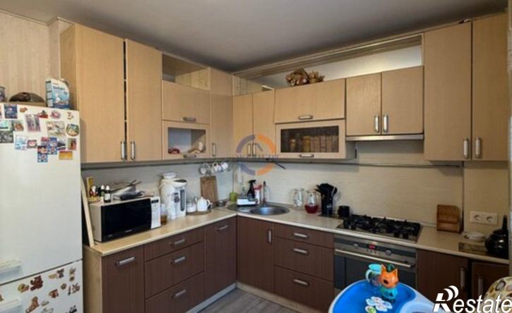 4-комн квартира ул Рахманинова, 10,  д. 10