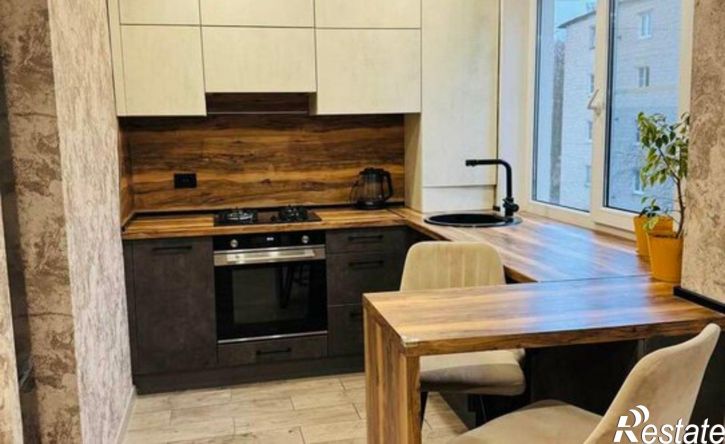 2-комн квартира ул Большая Московская, 80,  д. 80