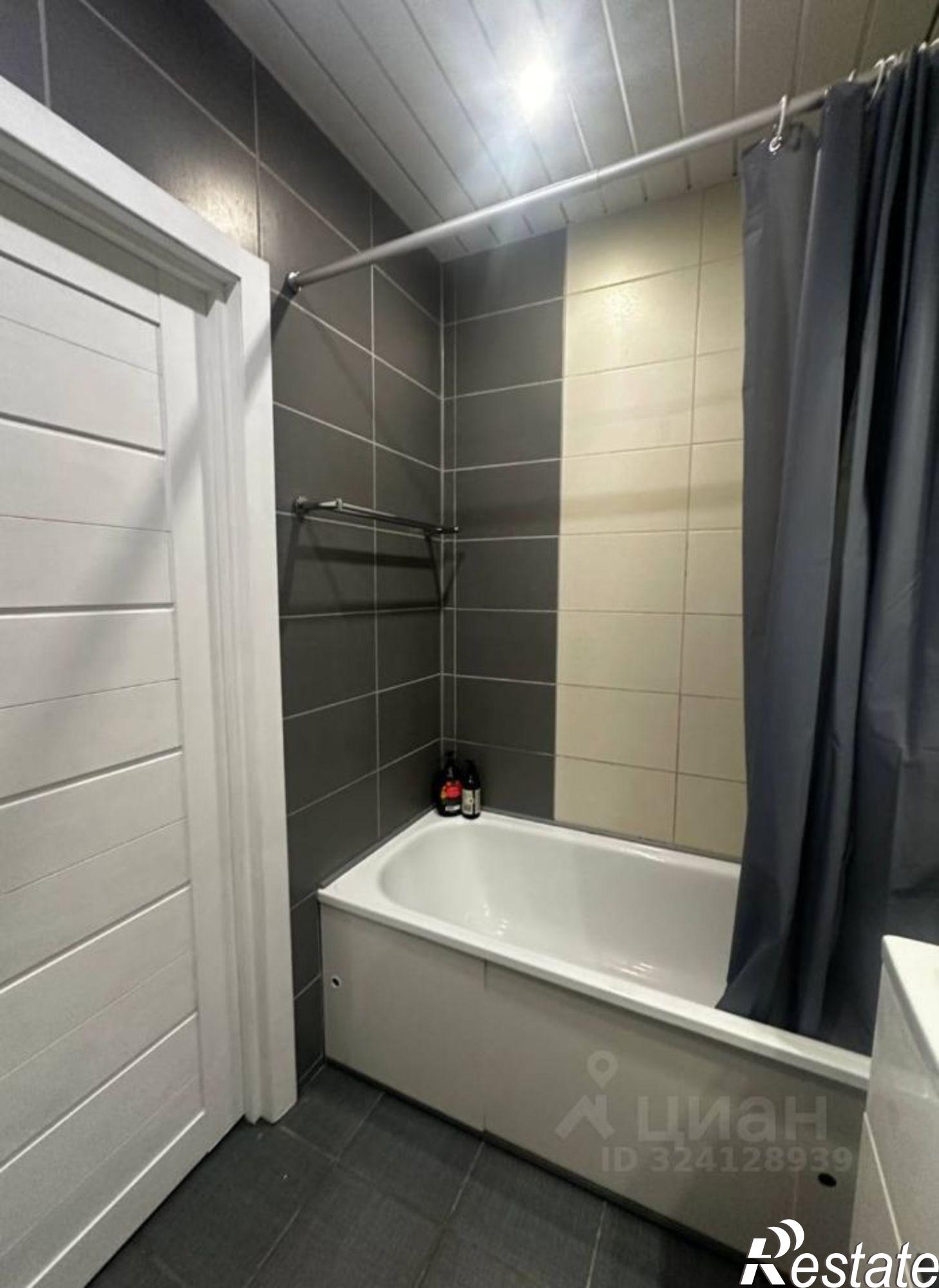 Купить квартиру за 3 500 000 рублей на Колмовская наб, 85