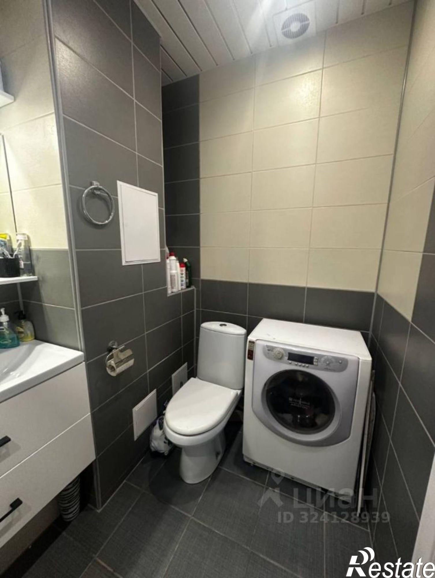 Купить квартиру за 3 500 000 рублей на Колмовская наб, 85