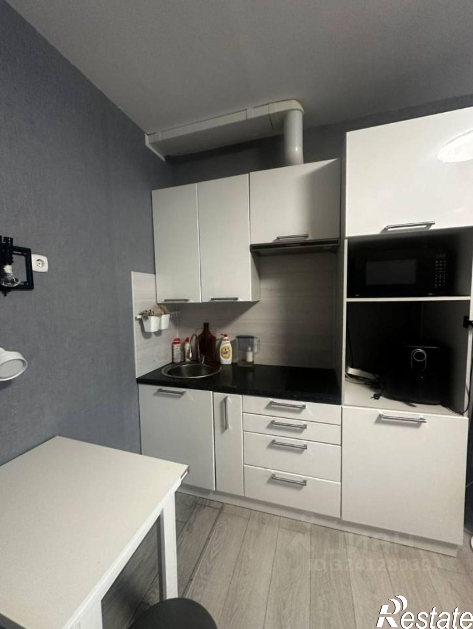 Купить квартиру за 3 500 000 рублей на Колмовская наб, 85