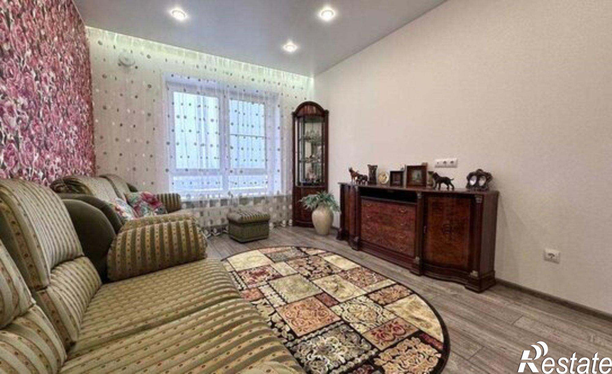 Купить квартиру за 9 990 000 рублей на ул Хутынская, 47А