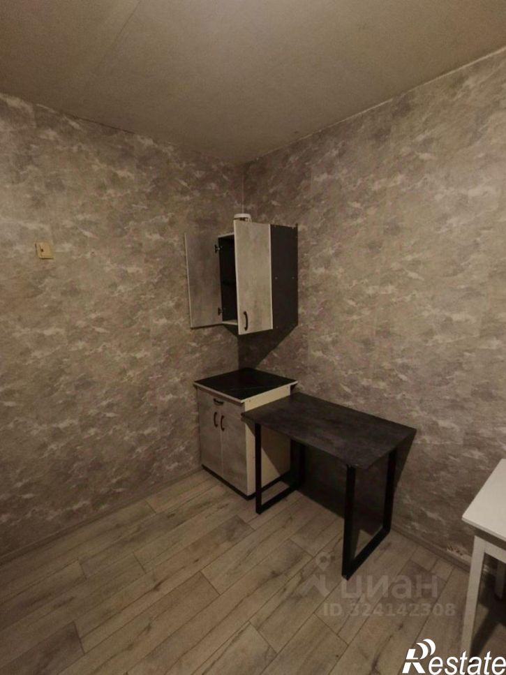 Комната ул Космонавтов, 24,  д. 24