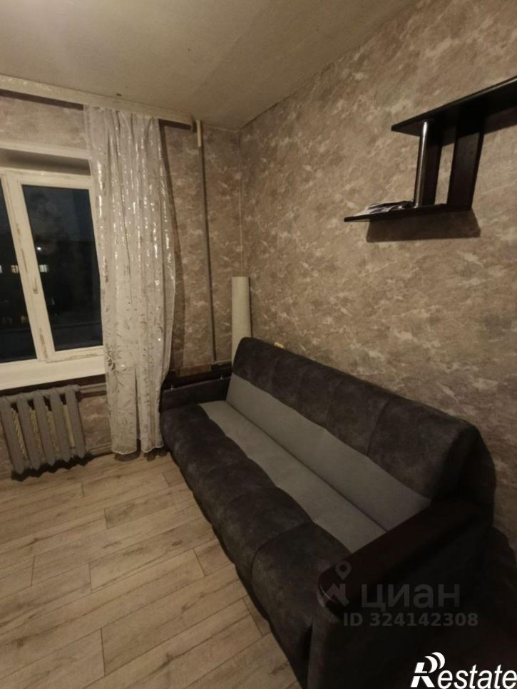 Комната ул Космонавтов, 24,  д. 24