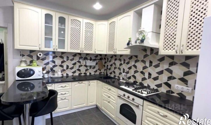 2-комн квартира ул Хутынская, 47А,  д. 47А