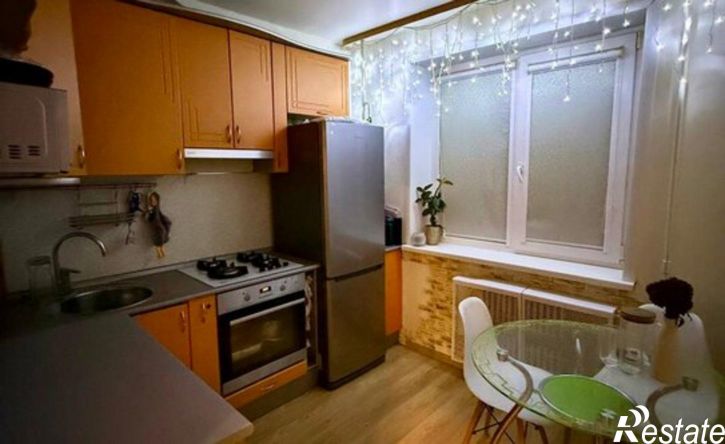 2-комн квартира ул Кочетова, 10 3,  д. 10 3,  к. 3