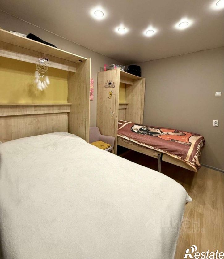 2-комн квартира ул Кочетова, 10 3,  д. 10 3,  к. 3