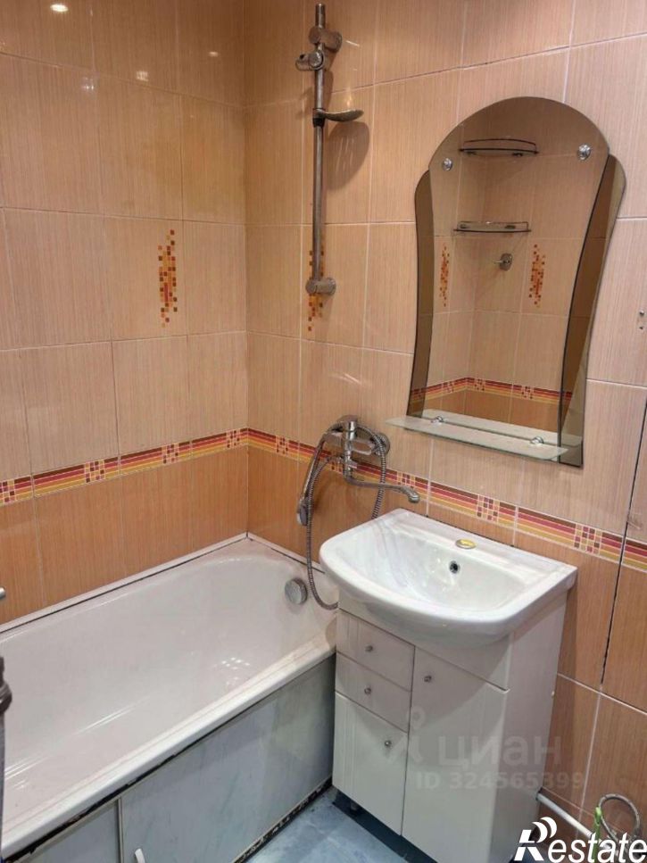 4-комн квартира ул Ломоносова, 12,  д. 12