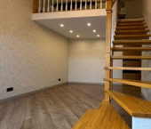 2-комн, 75кв м, этаж 4/4 ул Аркажская, 14 2