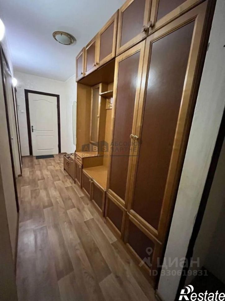 3-комн квартира улица Зелинского, 38/20,  д. 38/20