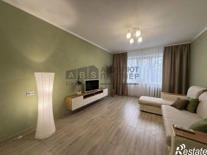3-комн квартира улица Зелинского, 38/20,  д. 38/20