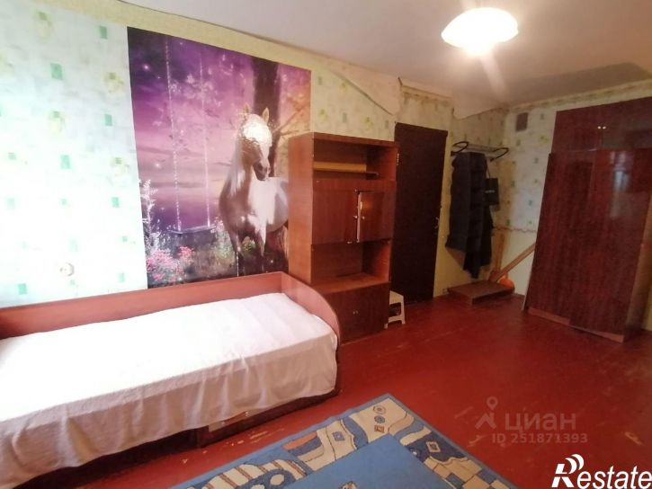 Комната ул Саши Устинова, 3,  д. 3