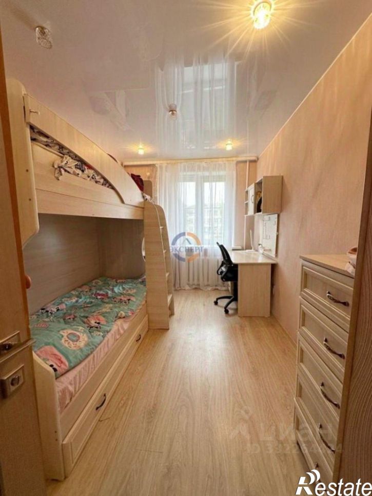 3-комн квартира ул Новгородская, 10,  д. 10