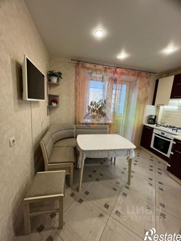 2-комн квартира ул Космонавтов, 38,  д. 38