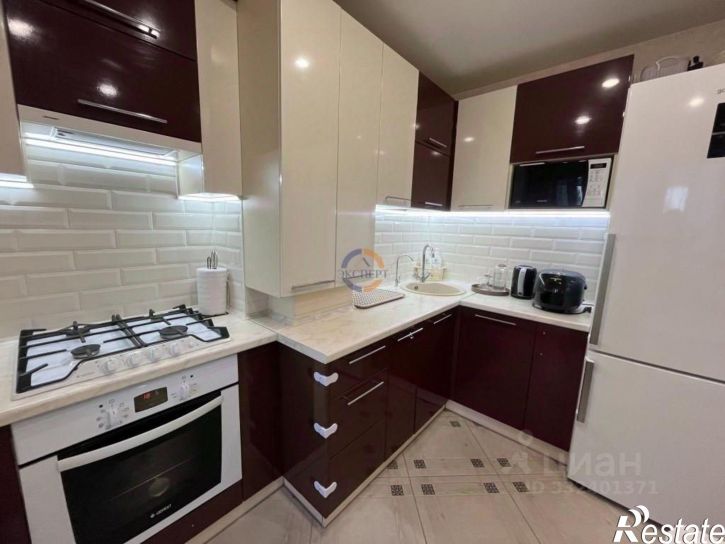 2-комн квартира ул Космонавтов, 38,  д. 38