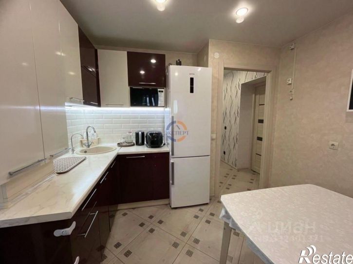 2-комн квартира ул Космонавтов, 38,  д. 38
