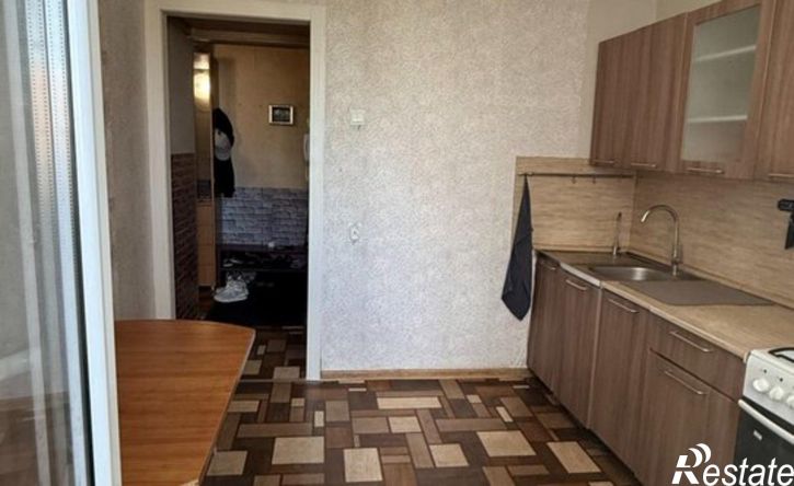 3-комн квартира ул Кочетова, 16/46,  д. 16/46
