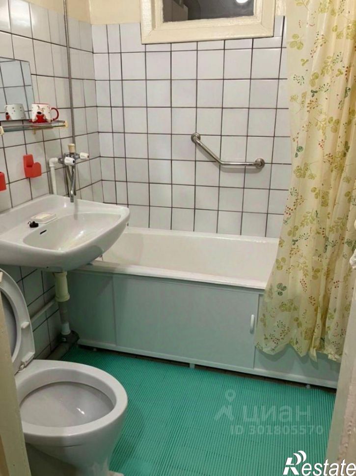2-комн квартира ул Зелинского, 4,  д. 4