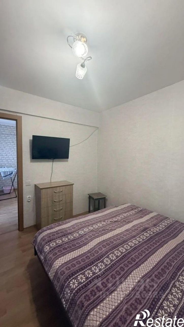 3-комн квартира ул Химиков, 10,  д. 10