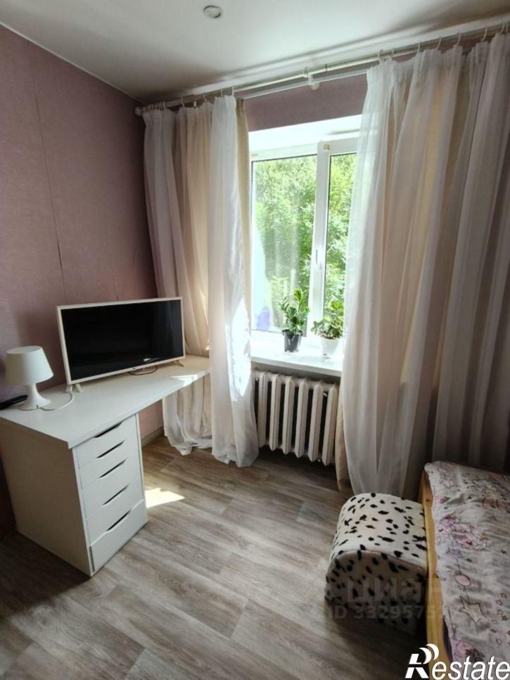 4-комн квартира ул Новолучанская, 33 2,  д. 33 2,  к. 2
