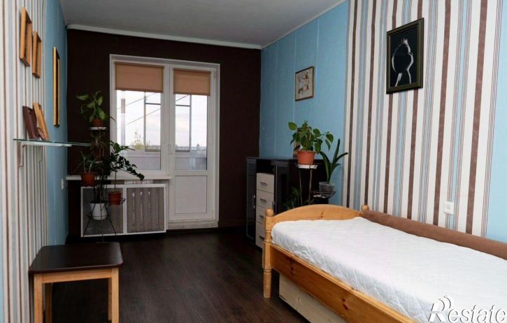 4-комн квартира ул Зелинского, 33,  д. 33