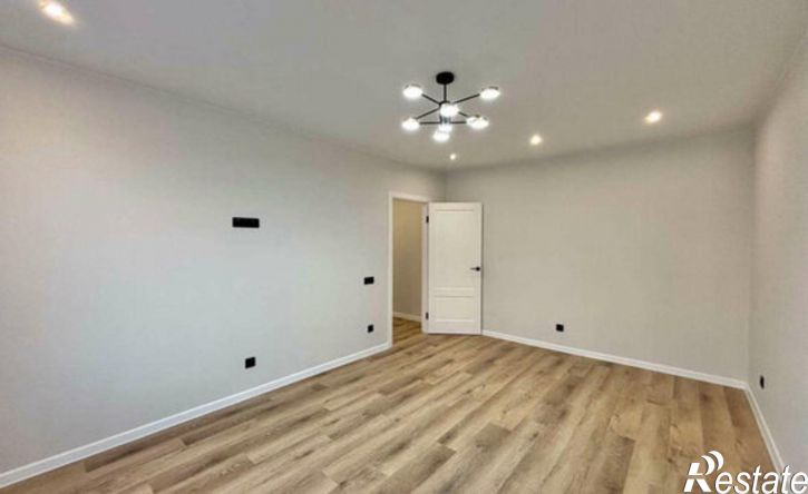 2-комн квартира Державинский район, улица Королёва, 22к2
