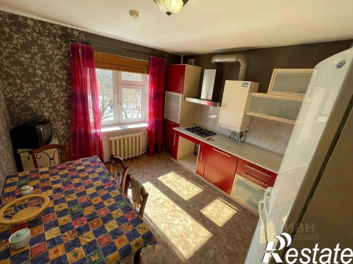 3-комн квартира Парковая улица, 8/2,  д. 8/2
